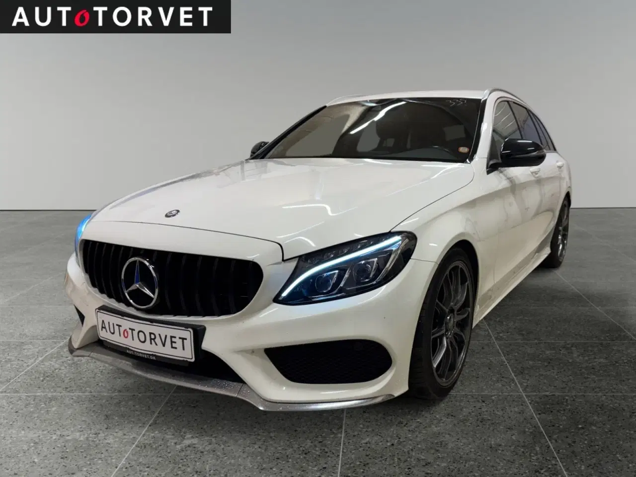 Billede 1 - Mercedes C400 3,0 AMG Line stc. aut. 4Matic