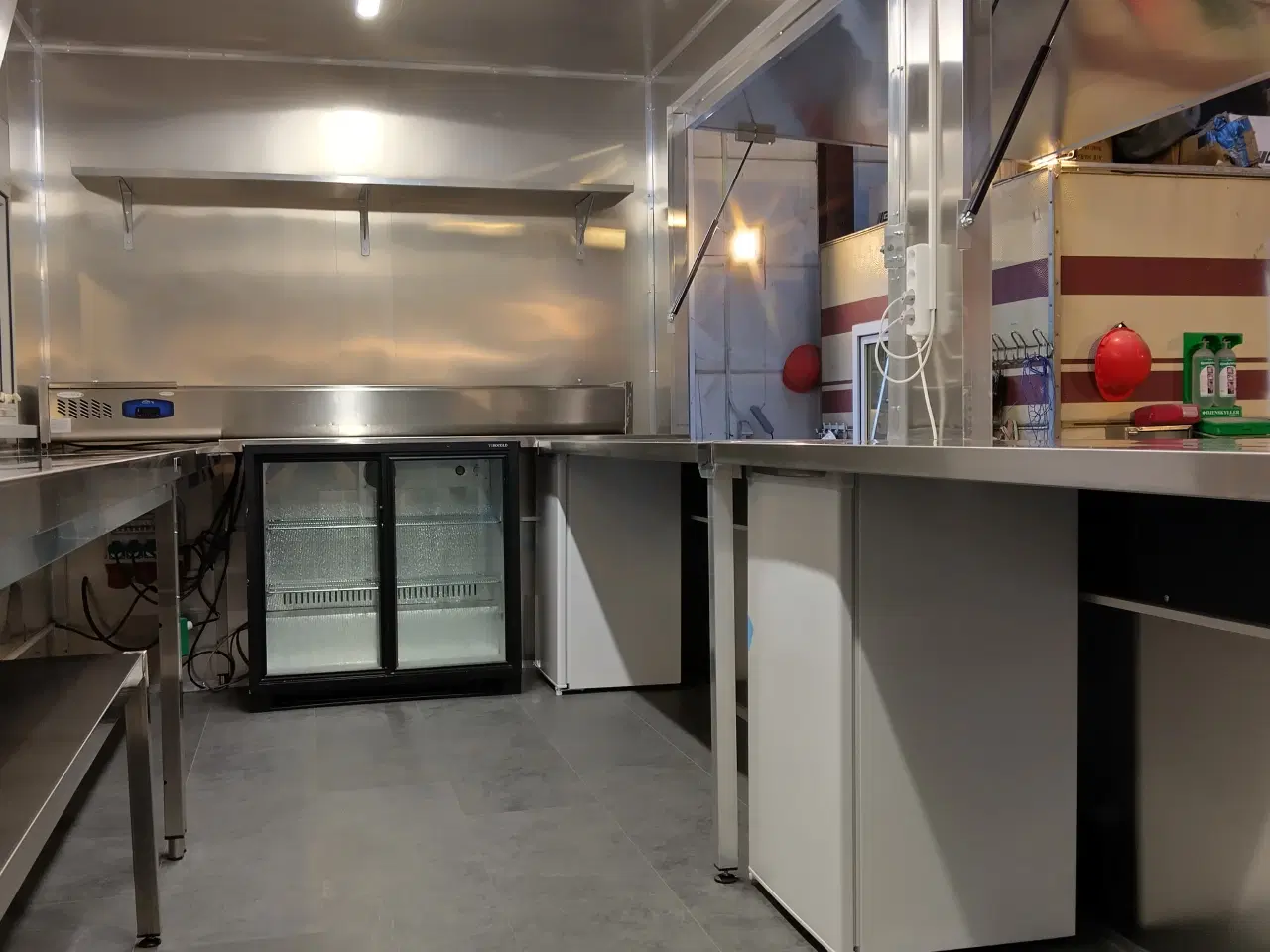 Billede 3 - salgsvogn pølsevogn foodtrailer