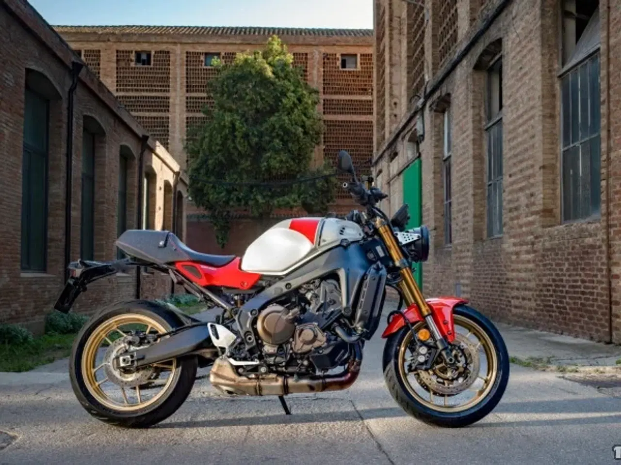 Billede 11 - Yamaha XSR 900 version med reduceret effekt til A2 kørekort