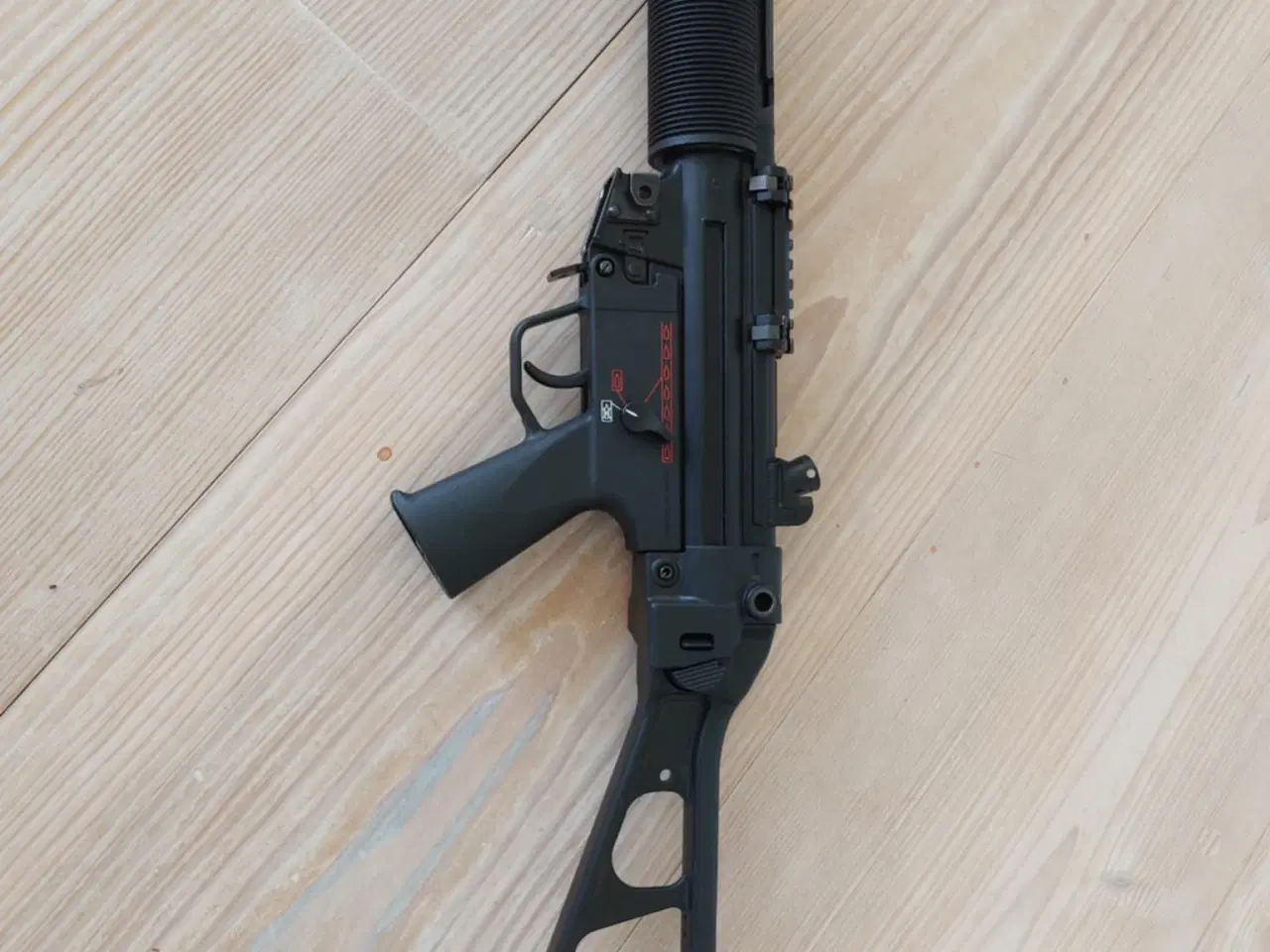 Billede 3 - MP5 Airsoft AEG – Opgraderet og kompakt!