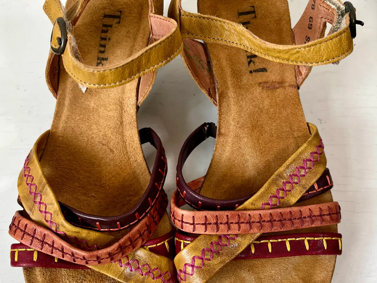 Billede 2 - Think, sandaler, str 37