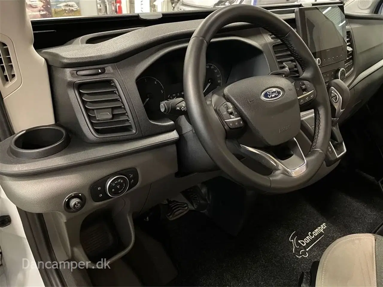 Billede 7 - 2024 - Chausson 660 Titanium ULTIMATE   UNDER KLARGØRING! Chausson 660 Titanium ULTIMATE, Elcykelholder, Lithiumbatterier, Induktionsplade, 3000W inverter