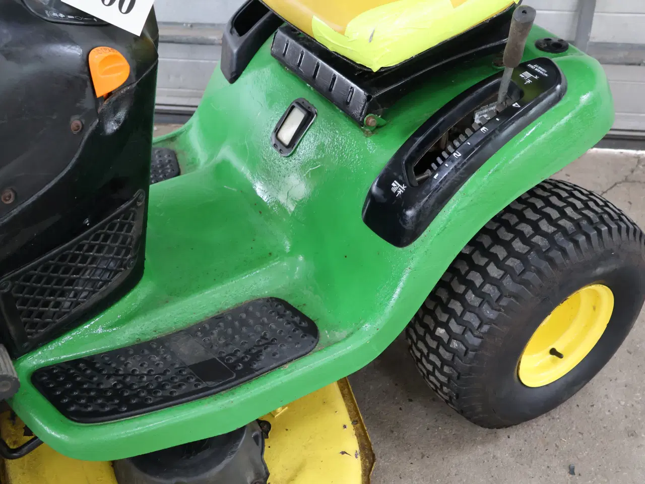 Billede 6 -  John Deere LA115 havetraktor 19,5hk