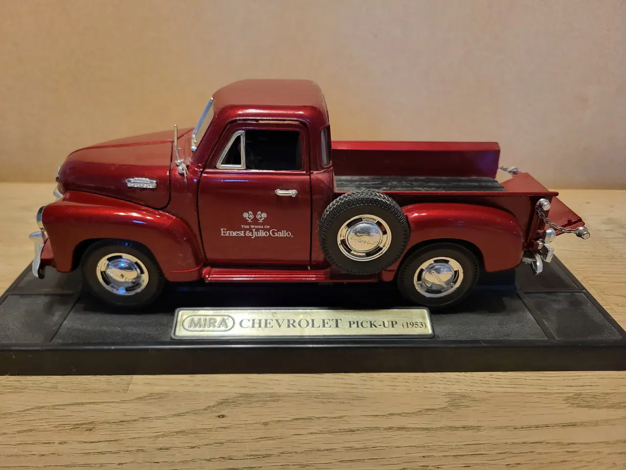 Billede 2 - Modelbil Chevrolet Pick-up 1953 , 200 kr. 1:18
