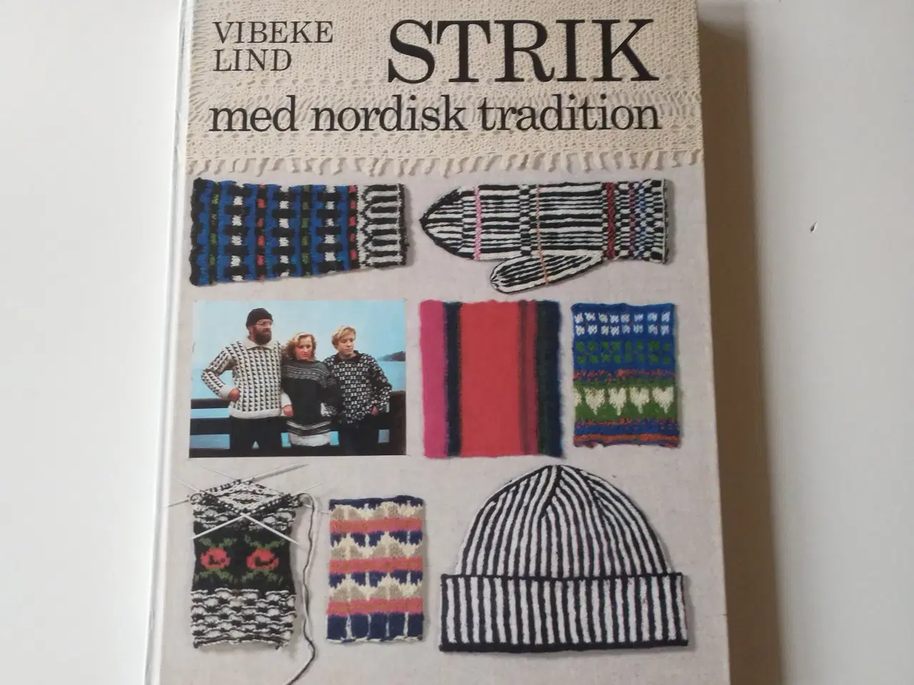 Billede 1 - Strik med nordisk tradition. Af Vibeke Lind