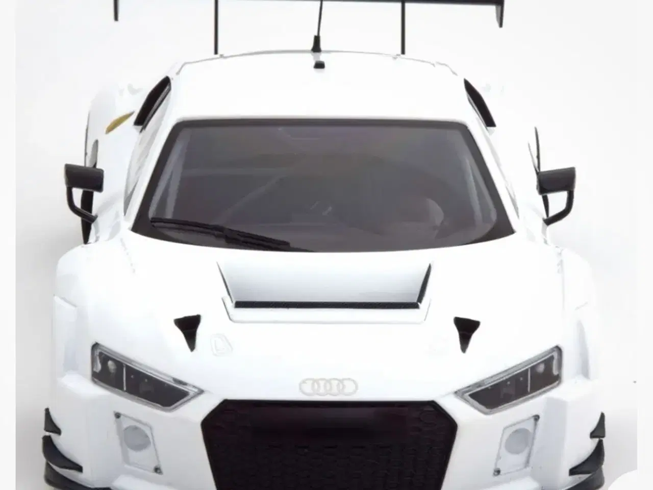 Billede 4 - 1:18 Audi R8 LMS Ultra Plain Body 2015