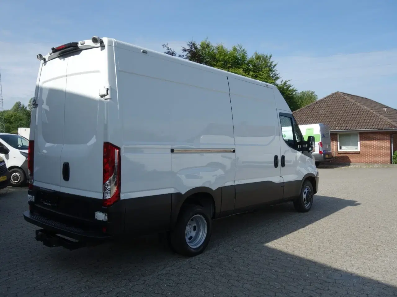 Billede 16 - Iveco Daily 3,0 35C18 12m³ Van AG8