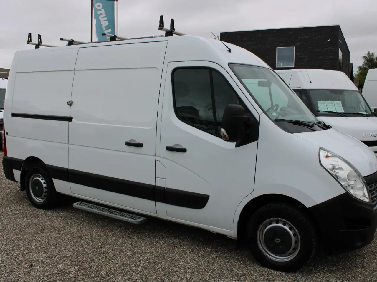 Billede 3 - Renault Master III T33 2,3 dCi 145 L2H2 Kassevogn