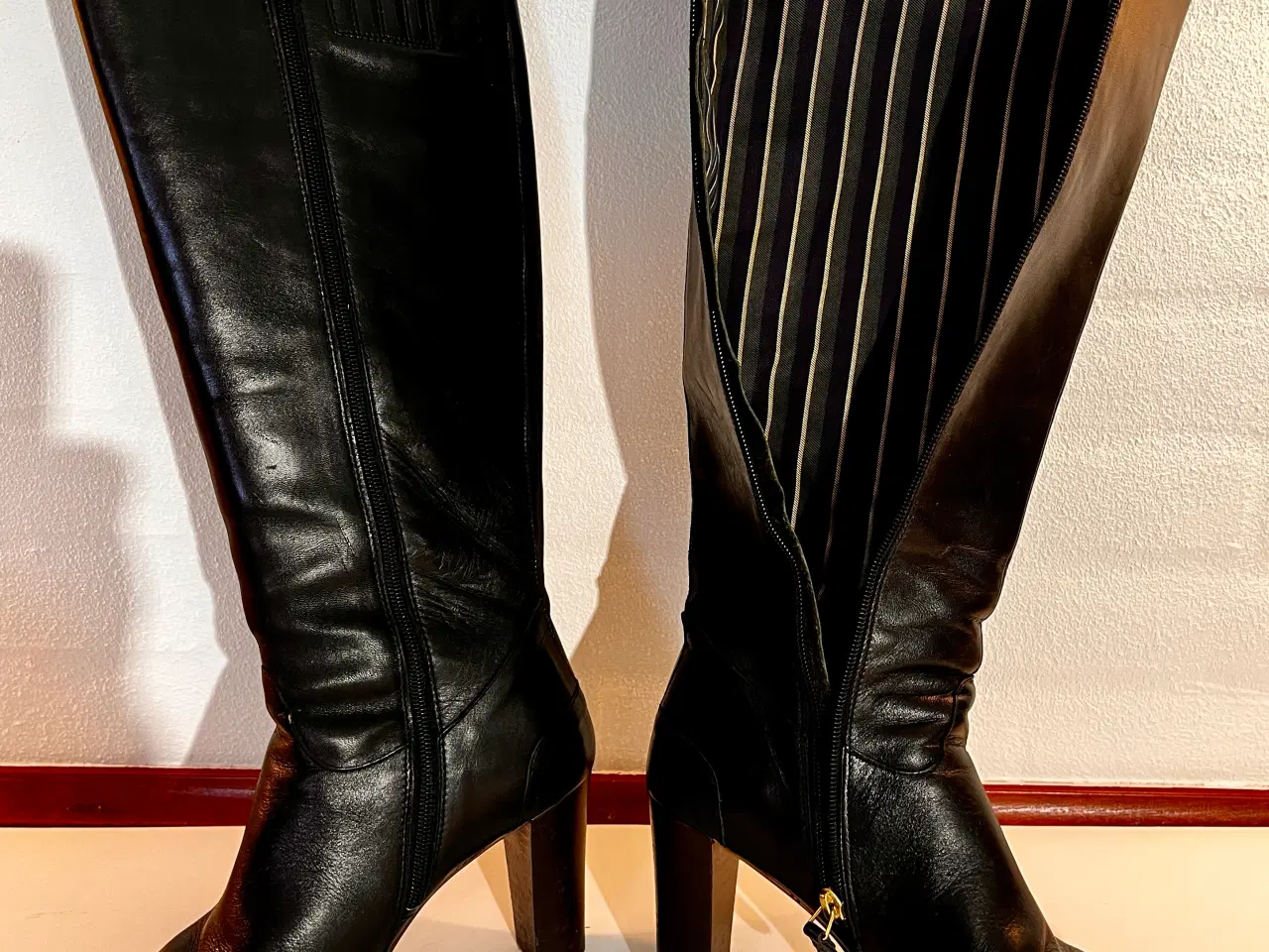 Billede 6 - Tommy Hilfiger sorte lange støvler, str. 40,