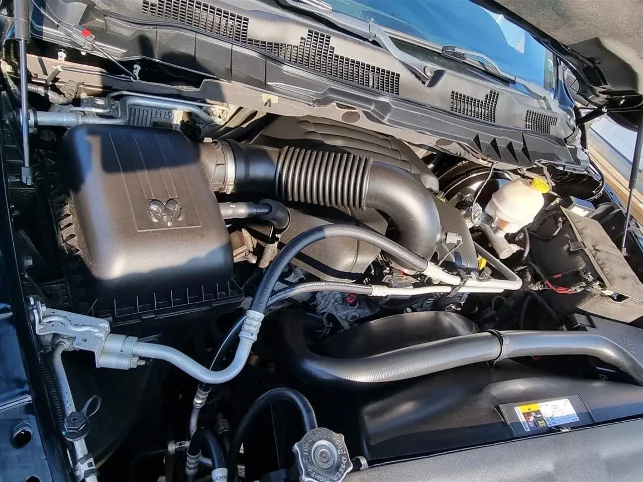 Billede 12 - Dodge Ram 1500 5,7 V8 Hemi Laramie 4x4 401HK Pick-Up 8g Aut.