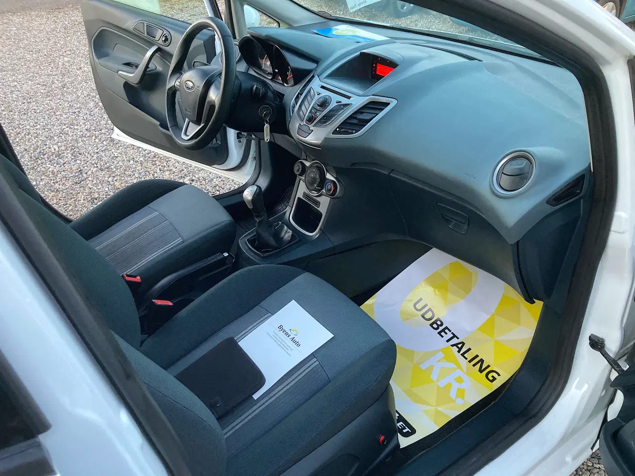 Billede 11 - Ford Fiesta Nysyn Lav km meget pæn