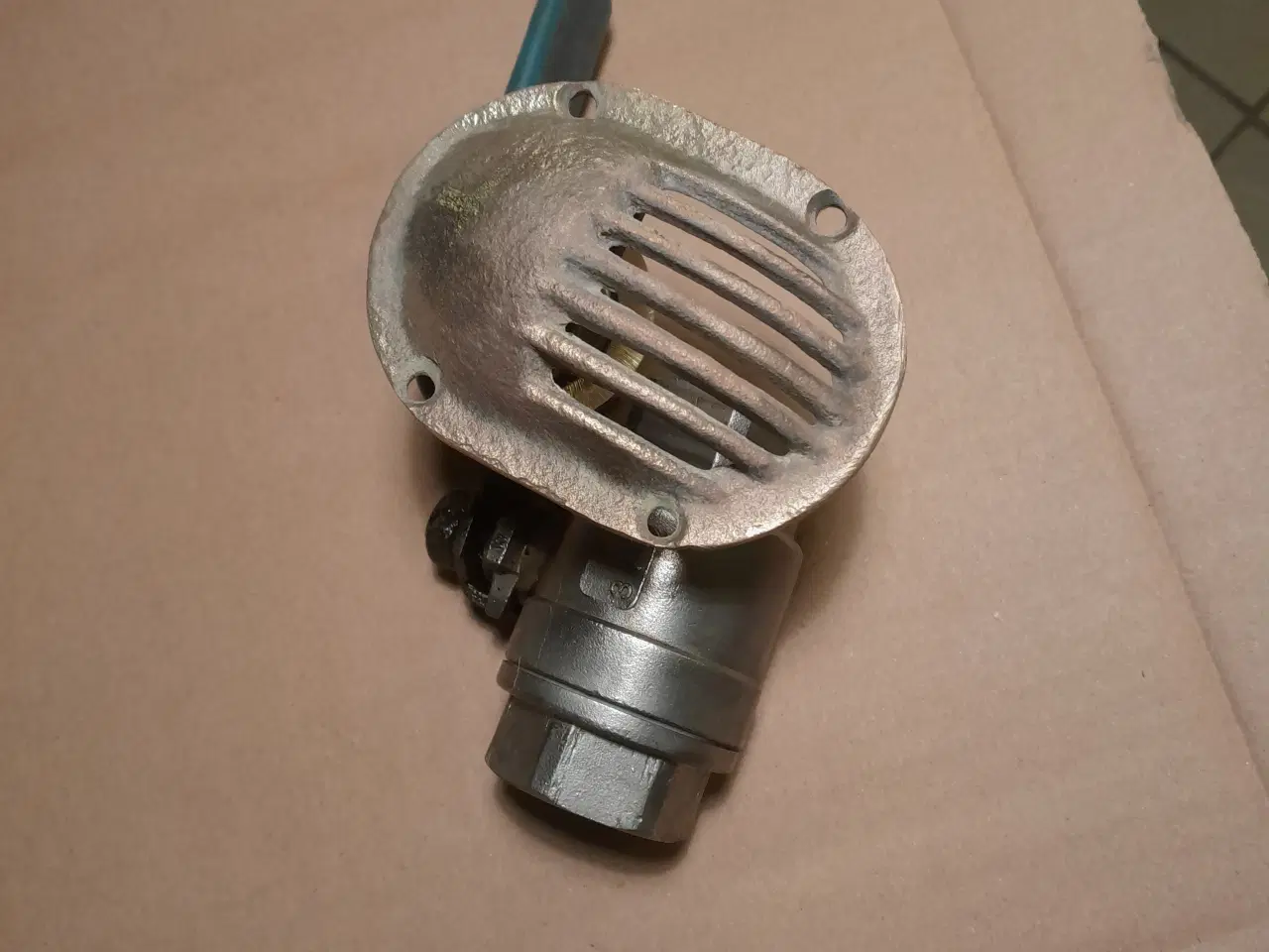 Billede 3 - Bundhane rustfrit og gennemføring med si .