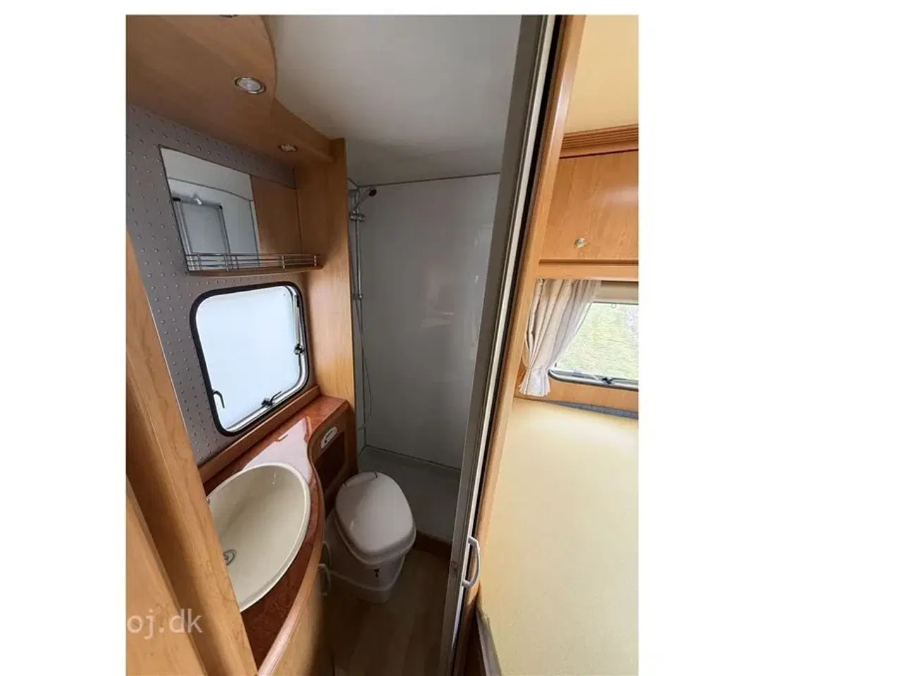 Billede 10 - 2005 - Hobby Siesta 600 FC   Autocamper med lav fransk dobbeltseng fra Hinshøj Caravan