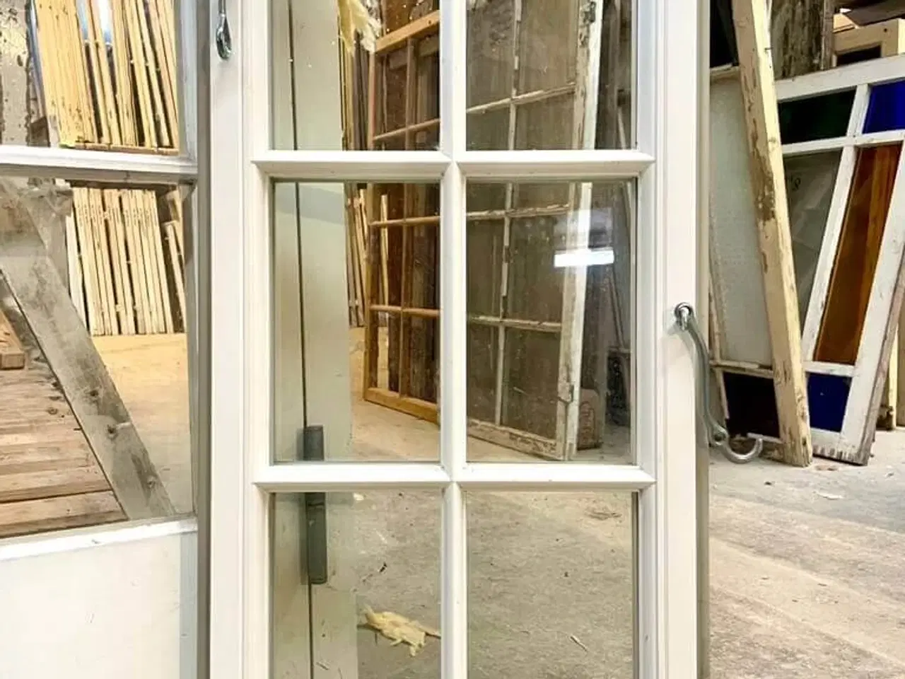 Billede 2 - 2-lags vinduesramme m. smalle sprosser