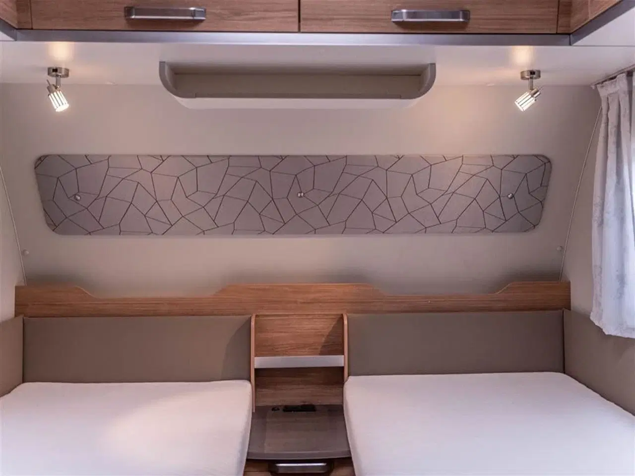Billede 5 - 2020 - Weinsberg CaraOne 540 EUH   Genial indretning til 4 personer