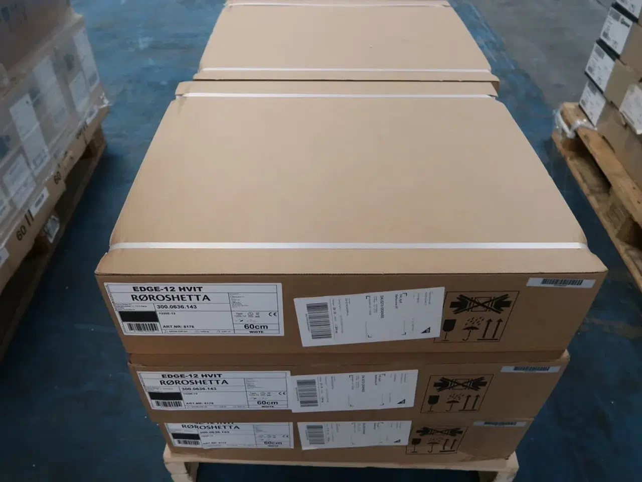 Billede 2 - Emhætte RØROSHETTA EDGE-12 HVIT