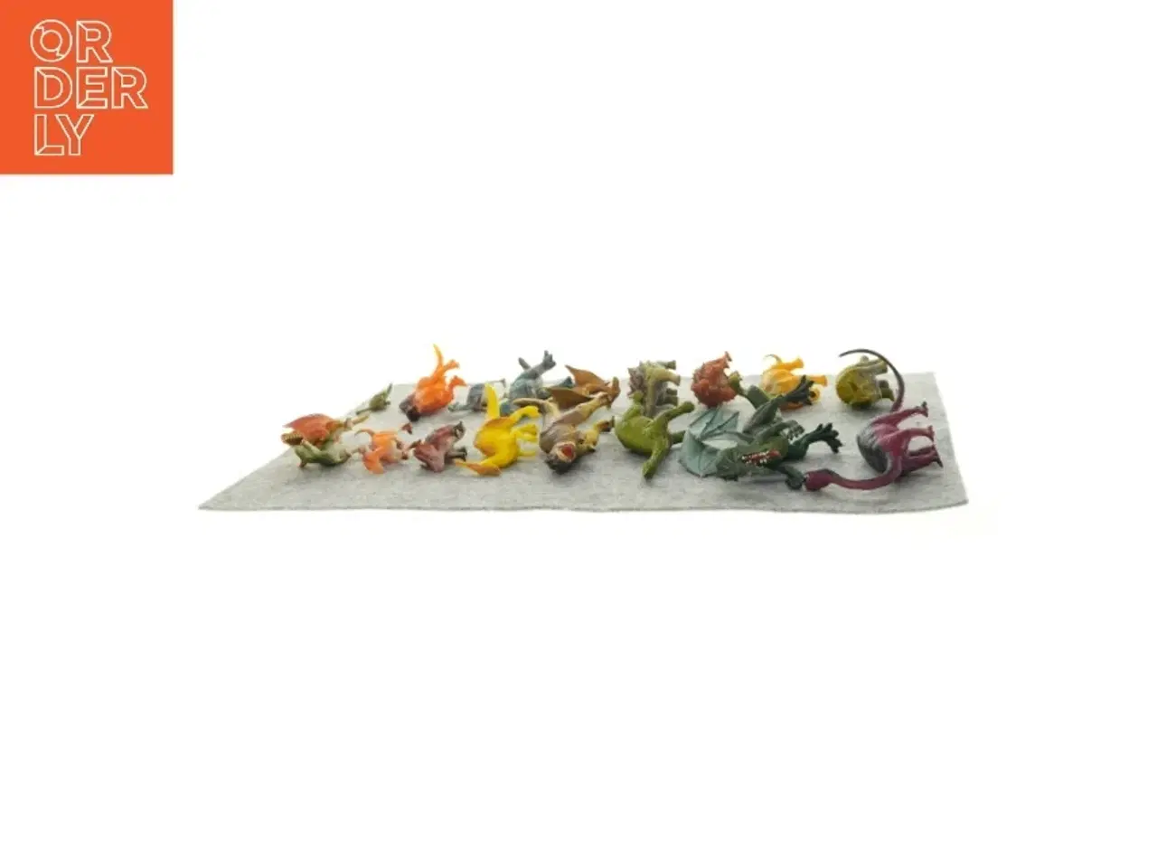 Billede 2 - Forskellige dinosaurer (18 stk) (str. 7 Til 20 cm)