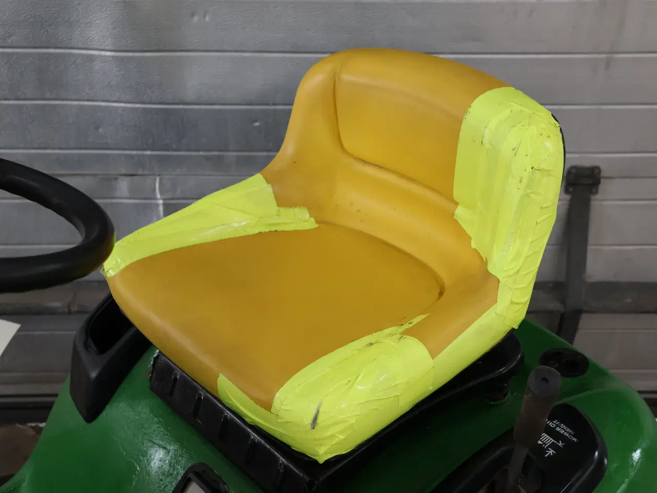 Billede 8 -  John Deere LA115 havetraktor 19,5hk