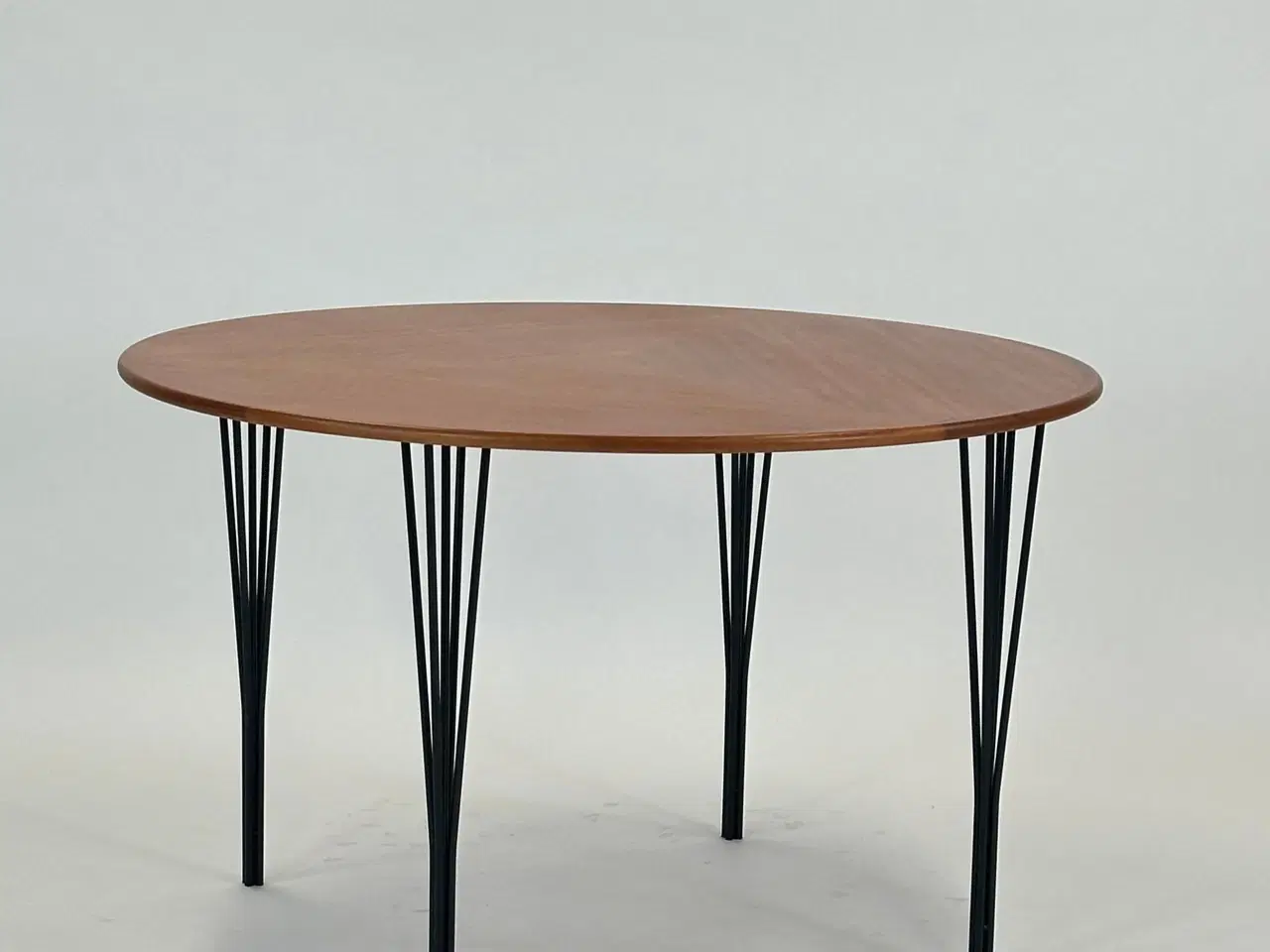 Billede 1 - Rundt Mahogni bord fra Magnus Olesen