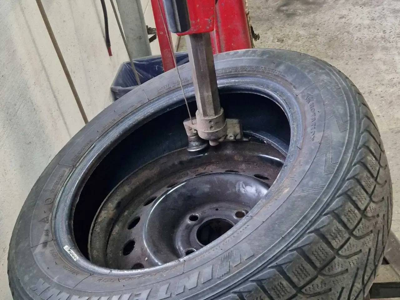 Billede 3 - Dækmaskine