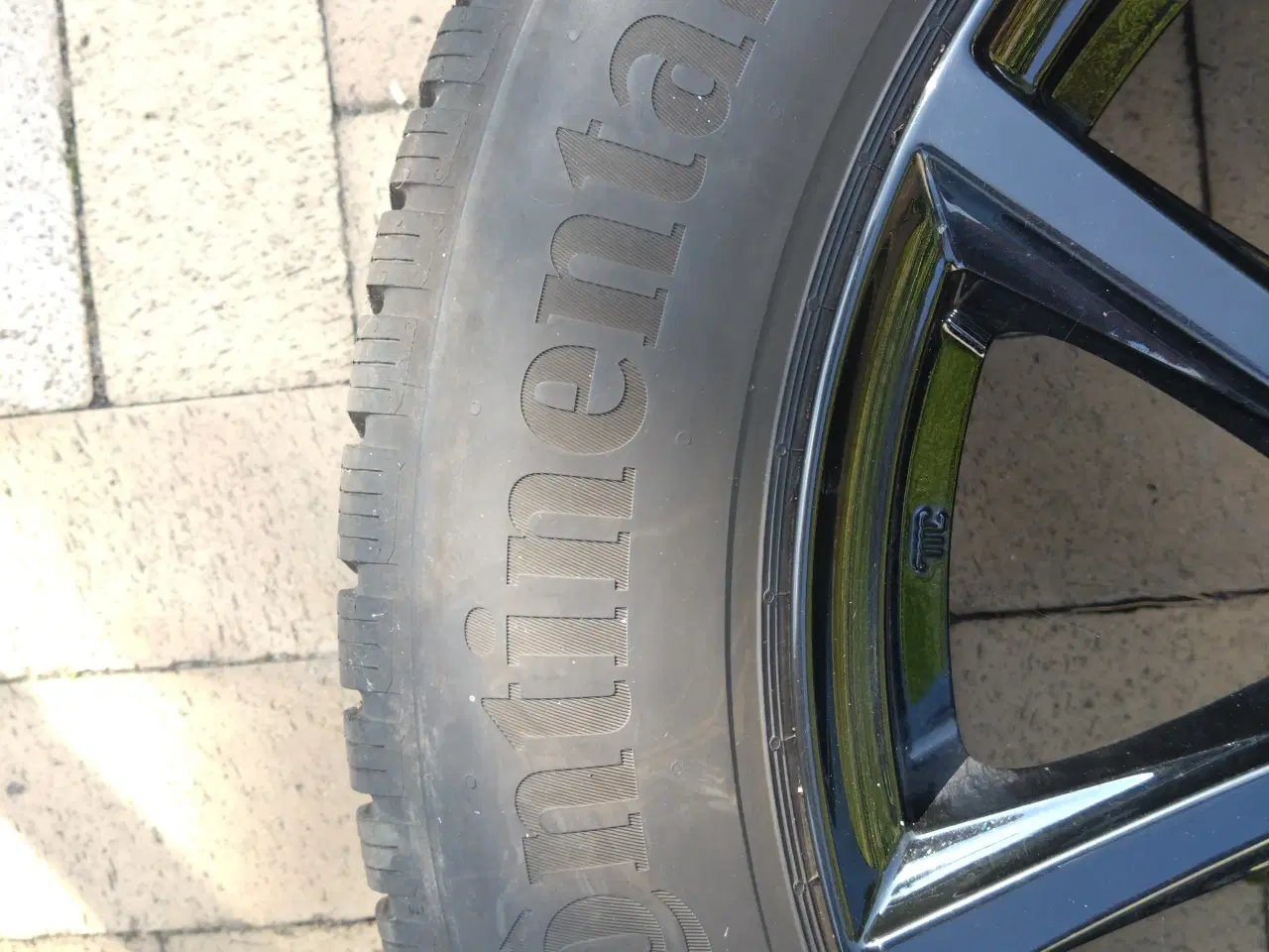Billede 4 - Alufælge med vinterdæk, passer bl.a. på Ford Kuga.