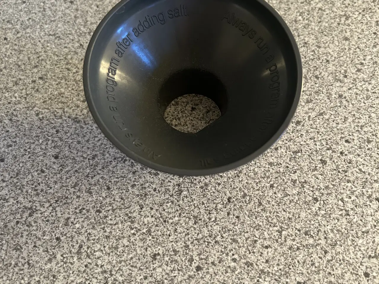 Billede 2 - Salttragt til Asko opvaskemaskine