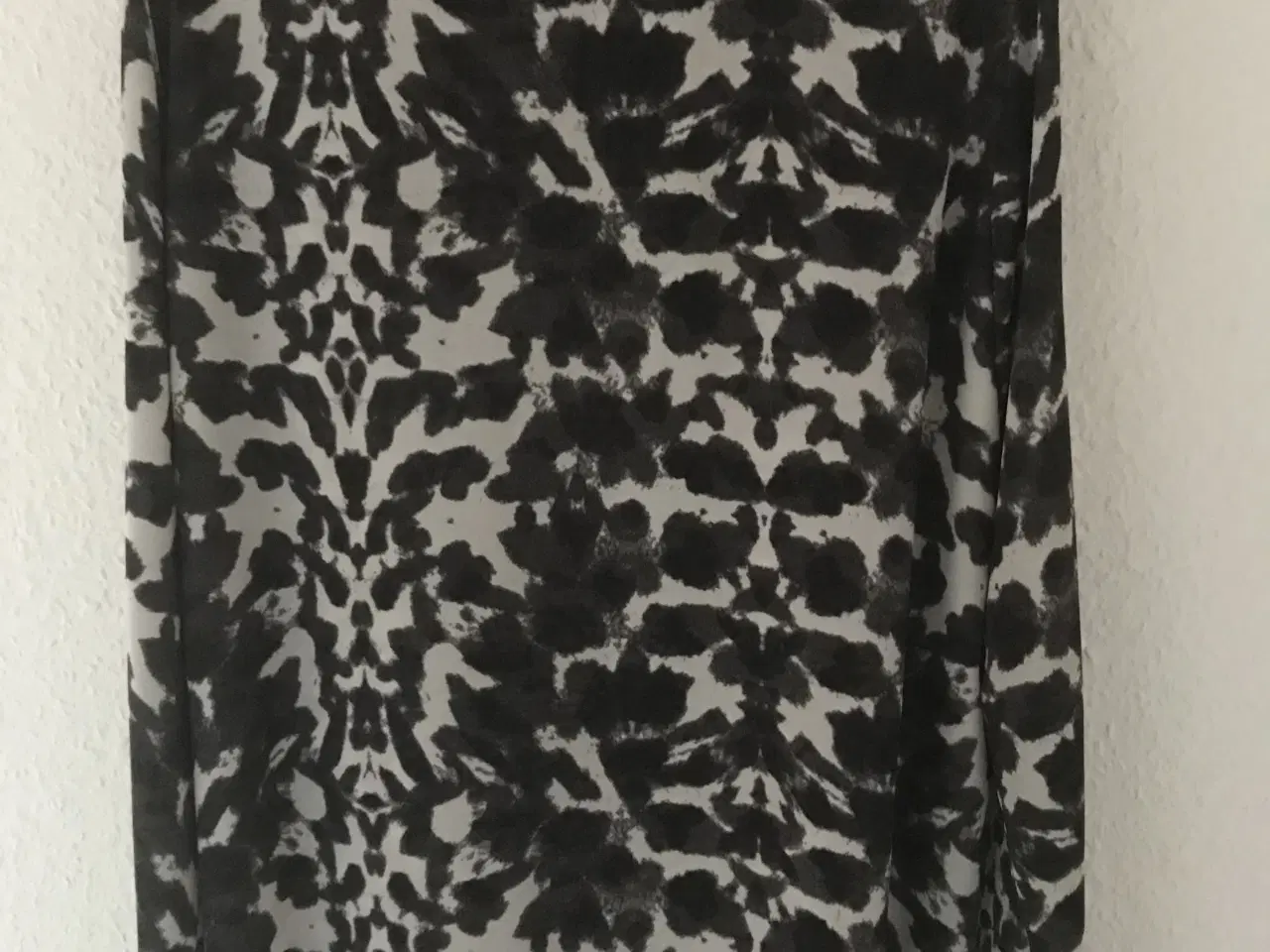 Billede 2 - Skjortebluse