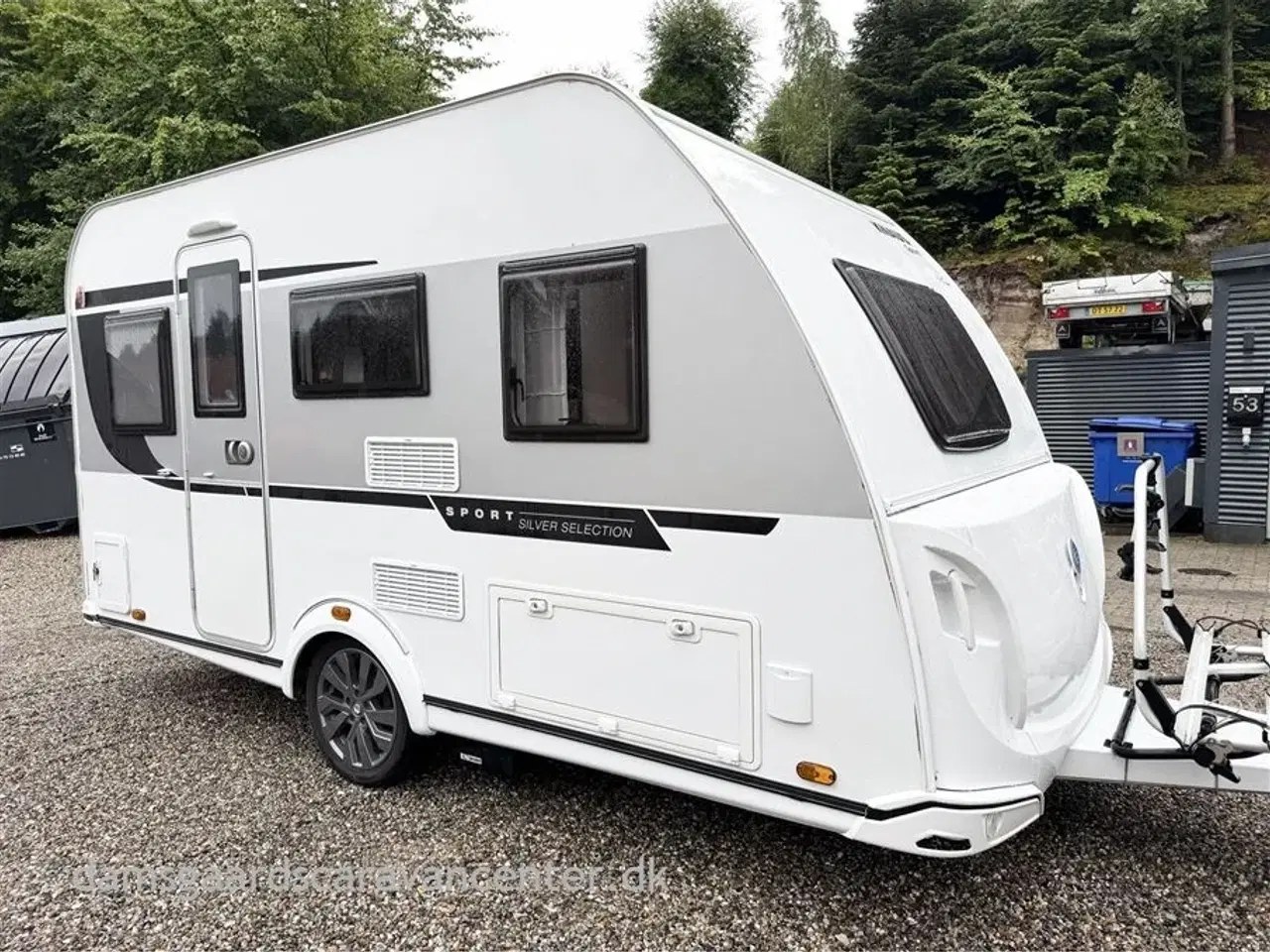 Billede 2 - 2021 - Knaus Sport 400 QD Silver Selection   Dobbeltseng-Gulvtemp.-Mover-Telt