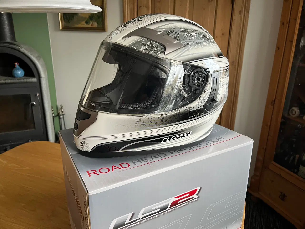 Billede 1 - LS2 str. XL fulface hjelm