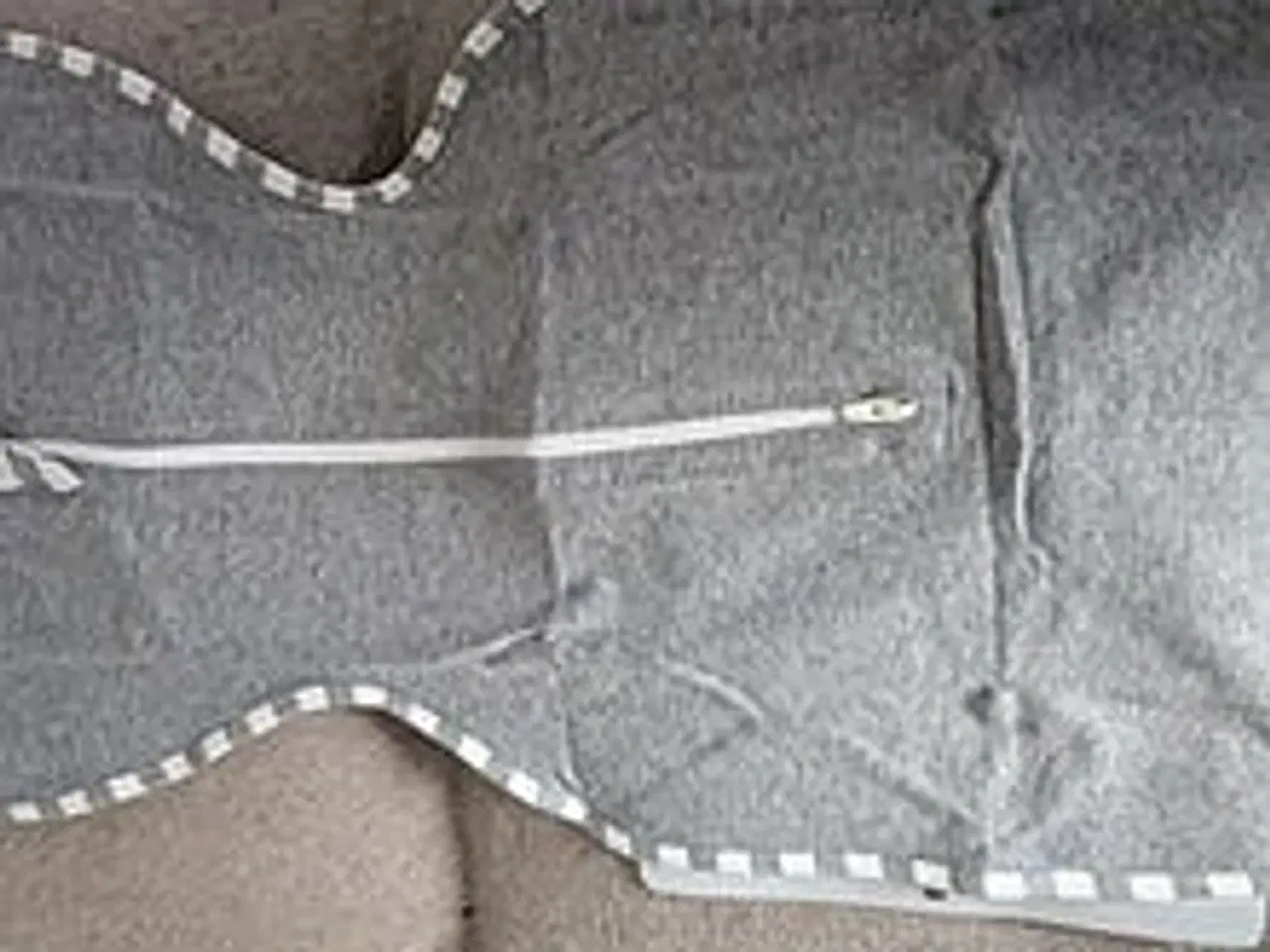 Billede 1 - Babysvøb med lynlås 