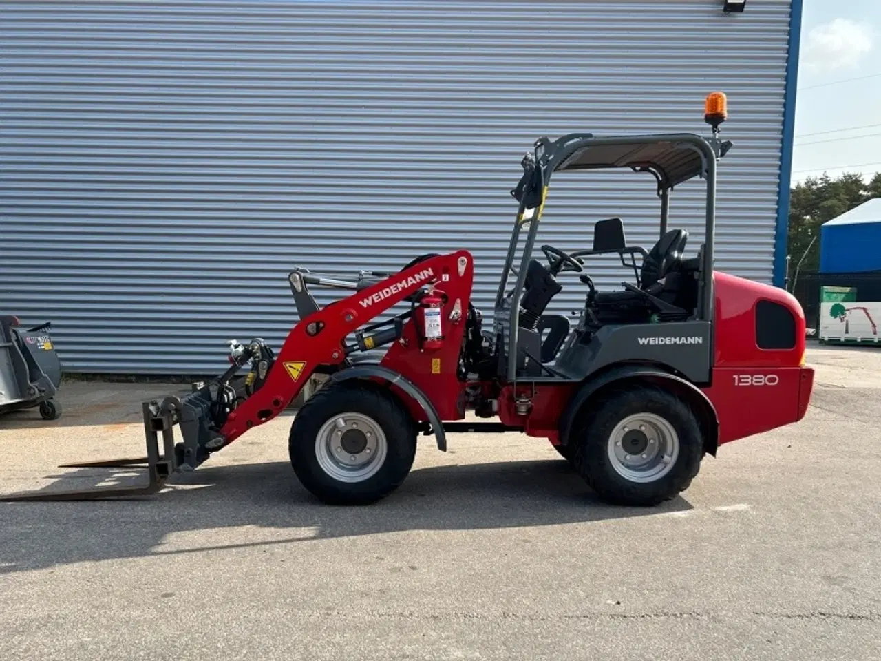 Billede 1 - Minilæsser - Weidemann1380 med 4 redskaber