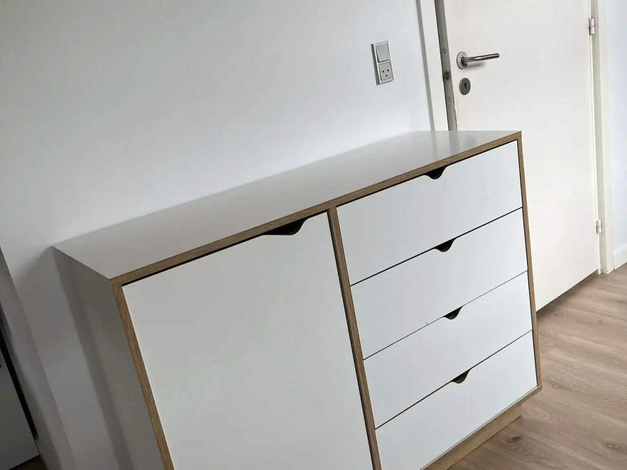 Billede 1 - Kommode fra Jysk