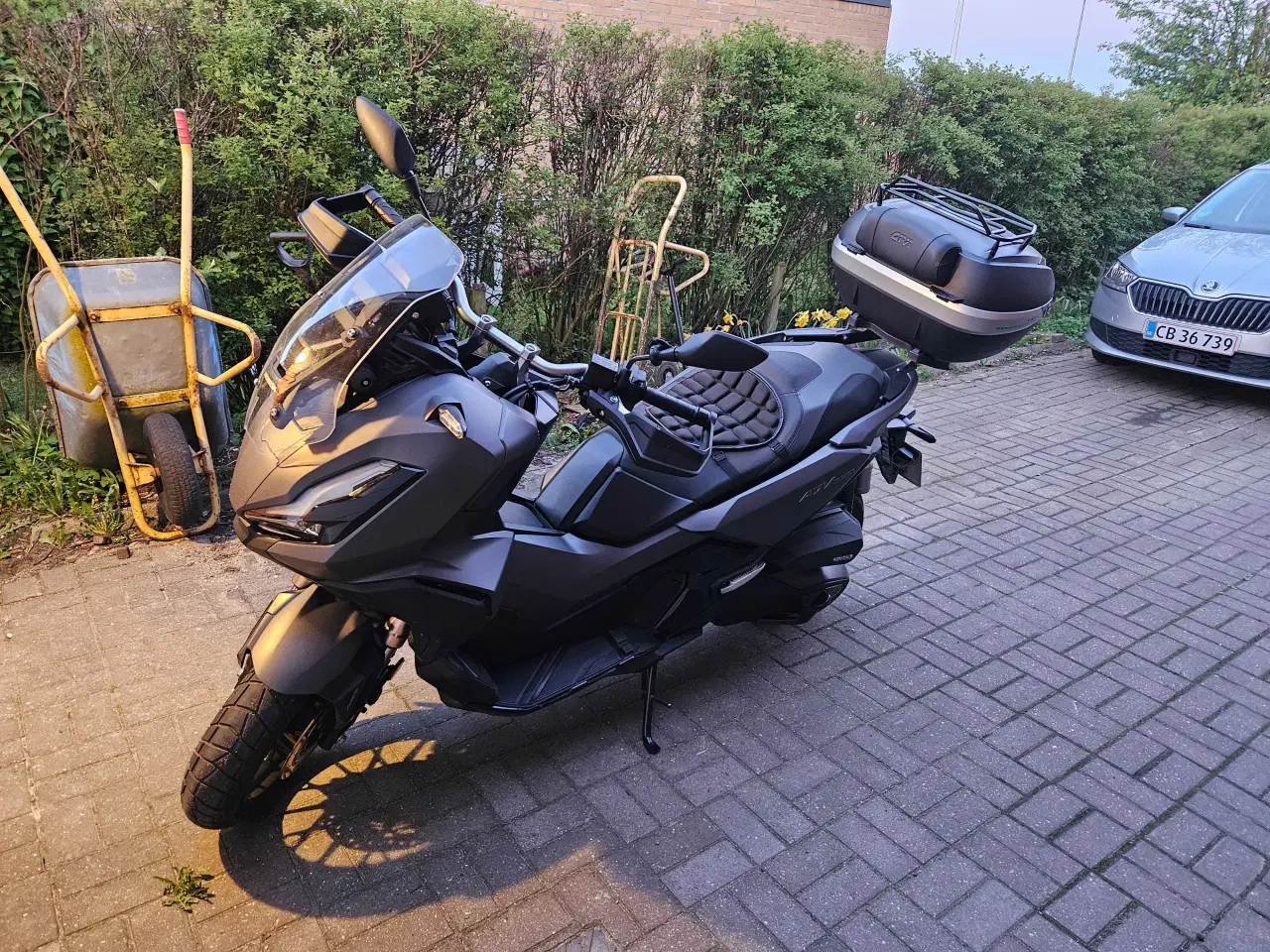 Billede 2 - Honda adv 350 