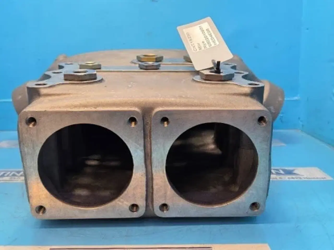 Billede 7 - MTU Manifold 5802010901