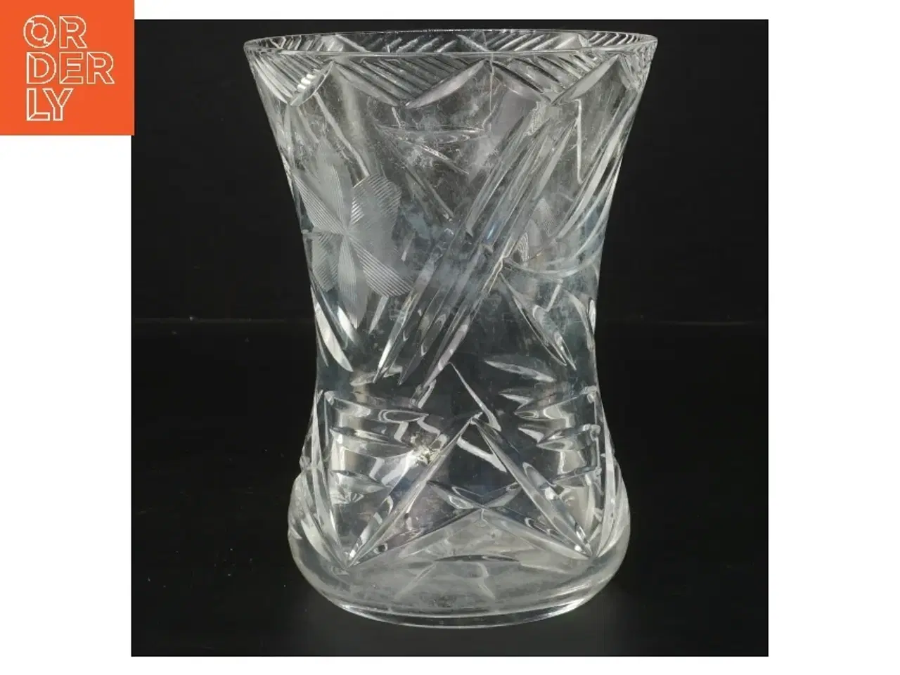 Billede 1 - Glasvase med mønster (str. 16 cm)