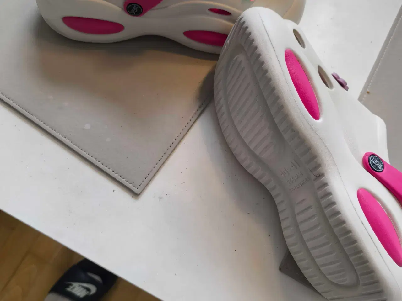 Billede 5 - Crocs aldrig brugt