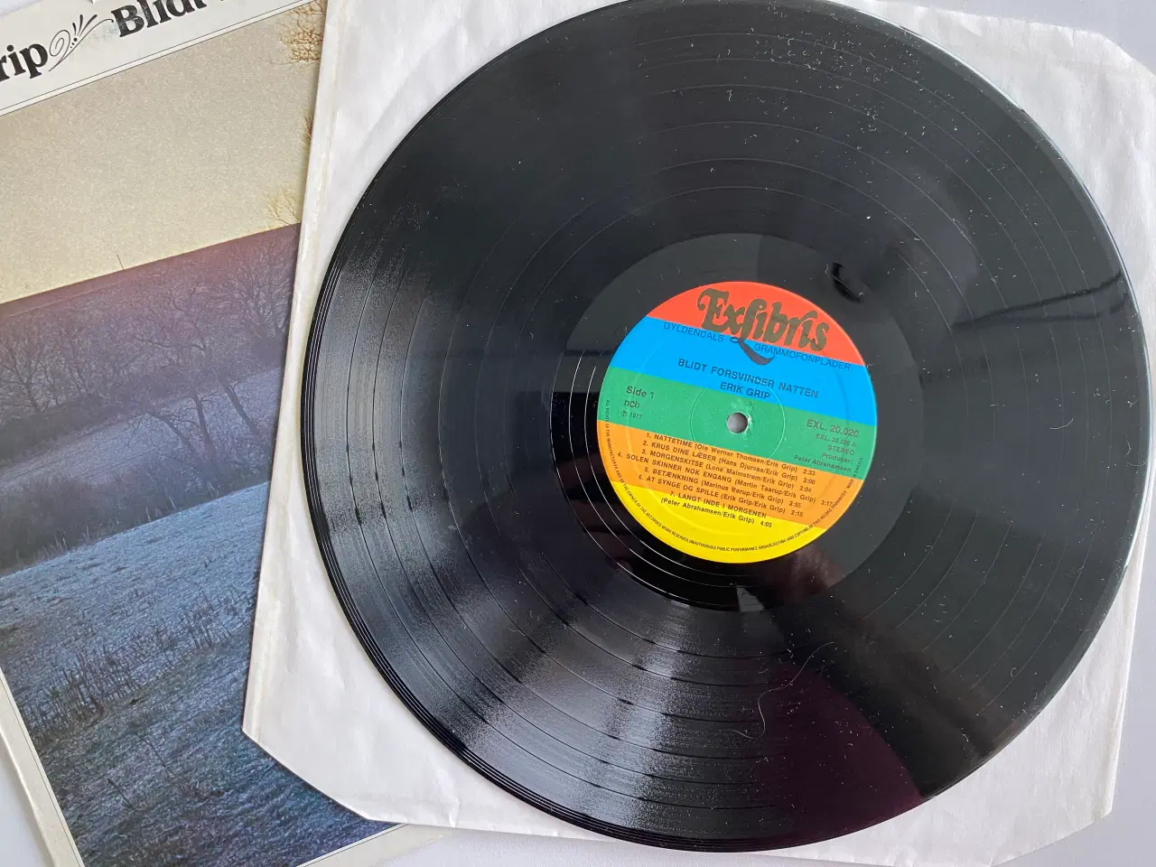 Billede 2 - LP. Erik Grip ‎– Blidt Forsvinder Natten