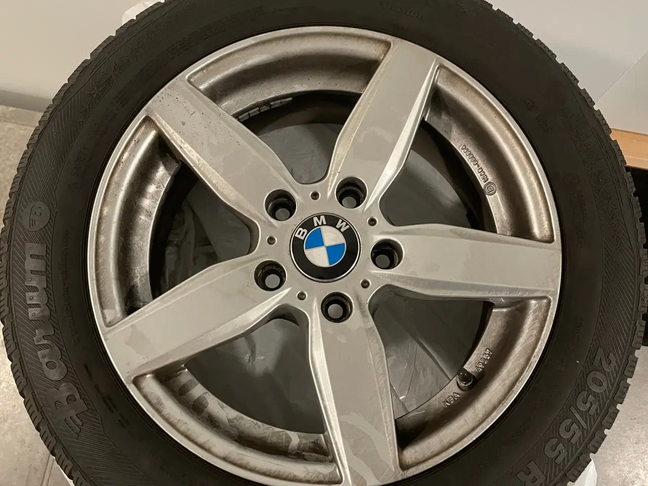 Billede 2 - BMW 17? alufælge m dæk