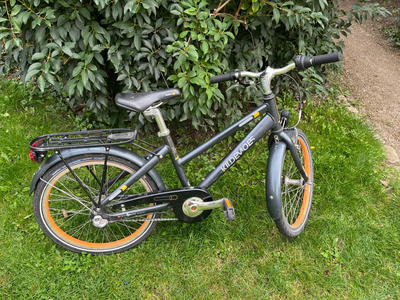 Billede 1 - Børnecykel fra 8-9 år