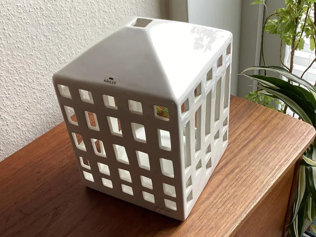 Billede 2 - Større Kähler Lyshus, Højde 21 cm.