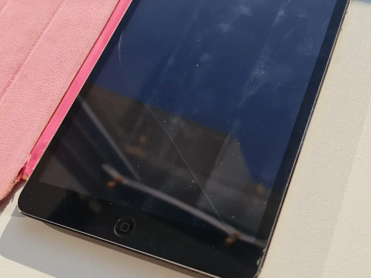 Billede 4 - iPad Mini – Perfekt til børn 👶📱 | Billigt & klar