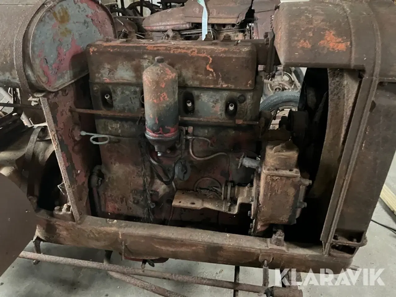 Billede 11 - Veterantraktor Farmall