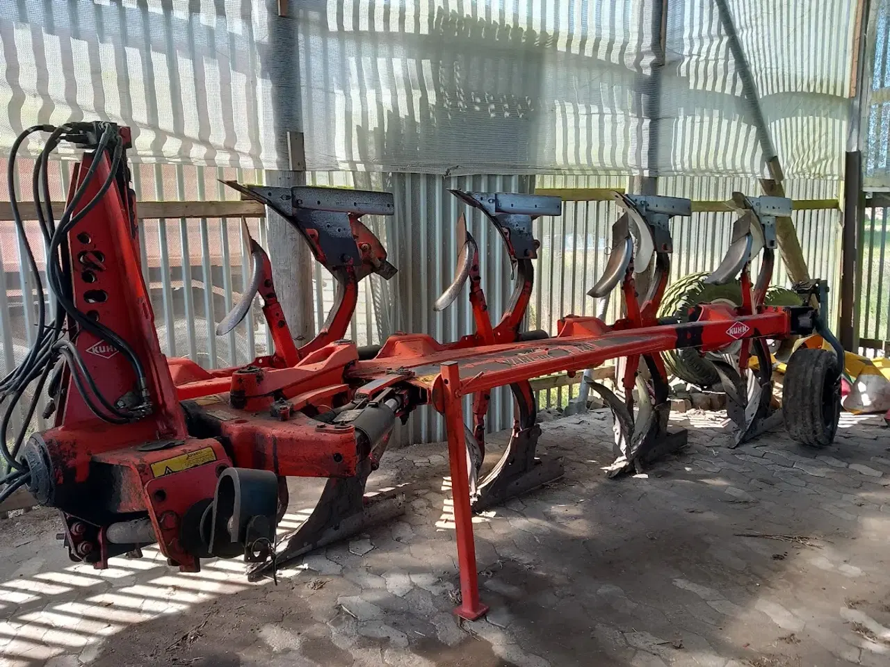 Billede 10 - Kuhn vario 120. 4 furet vendeplov