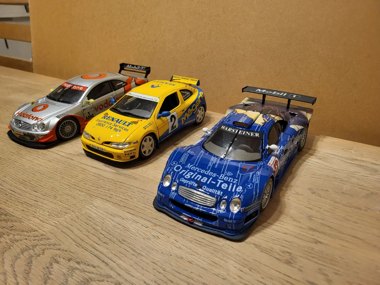 Billede 5 - Modelbiler 3 stk. 600 kr. 1:18