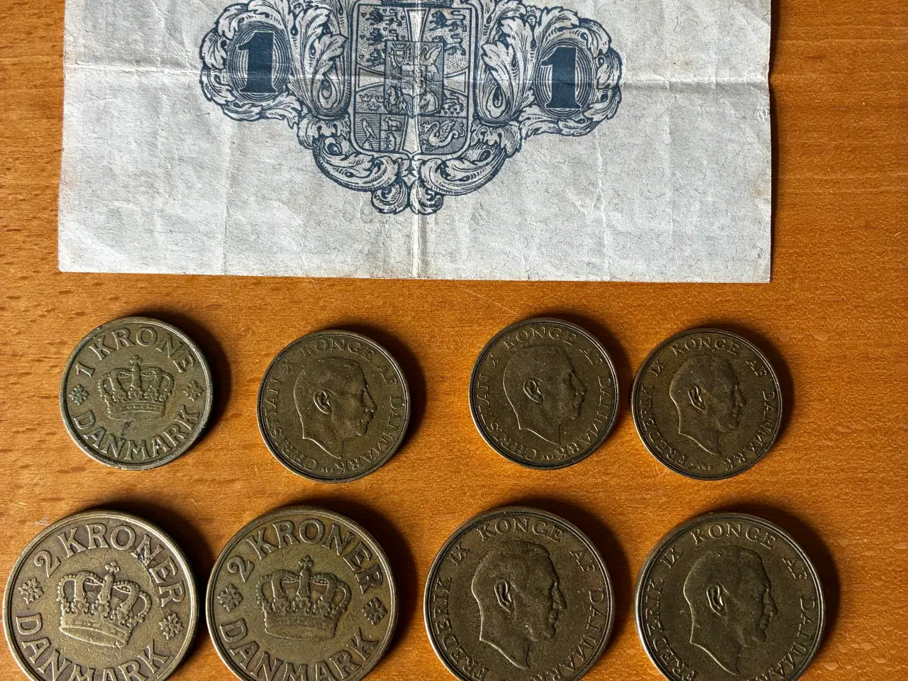 Billede 2 - Gamle danske 1 og 2 kroner (8 mønter og 1 seddel)
