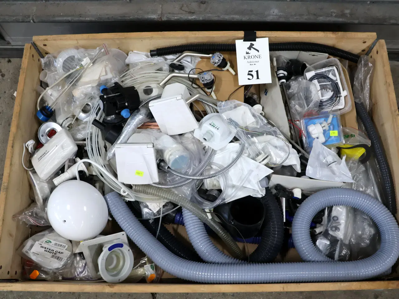 Billede 2 - Palle Vandhaner, varmelegemer, antenner mm.