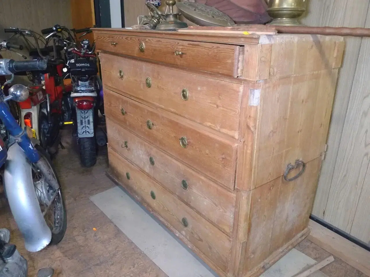 Billede 1 - Kommode i træ ca. 110x55xH110cm