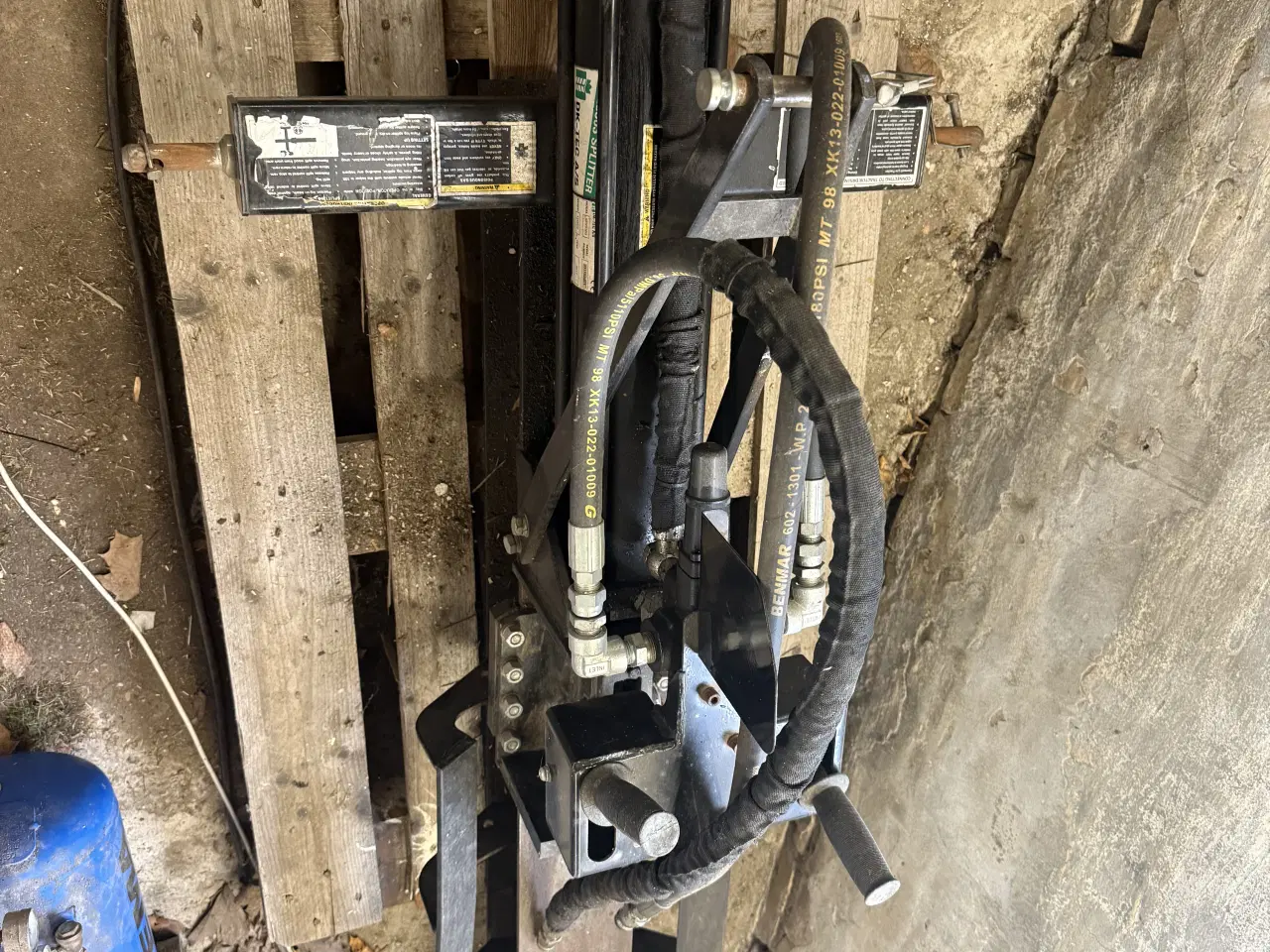 Billede 1 - Brændekløver til traktor