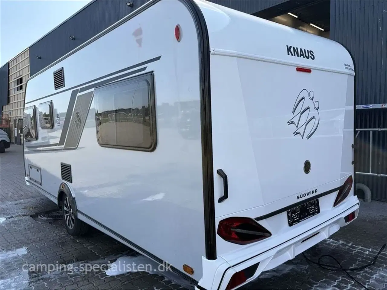 Billede 3 - 2022 - Knaus Südwind 540 UE "60 Years Celebration"   Knaus Südwind 540 UE 60 years 2022 - Se den nu hos Camping-Specialisten.dk