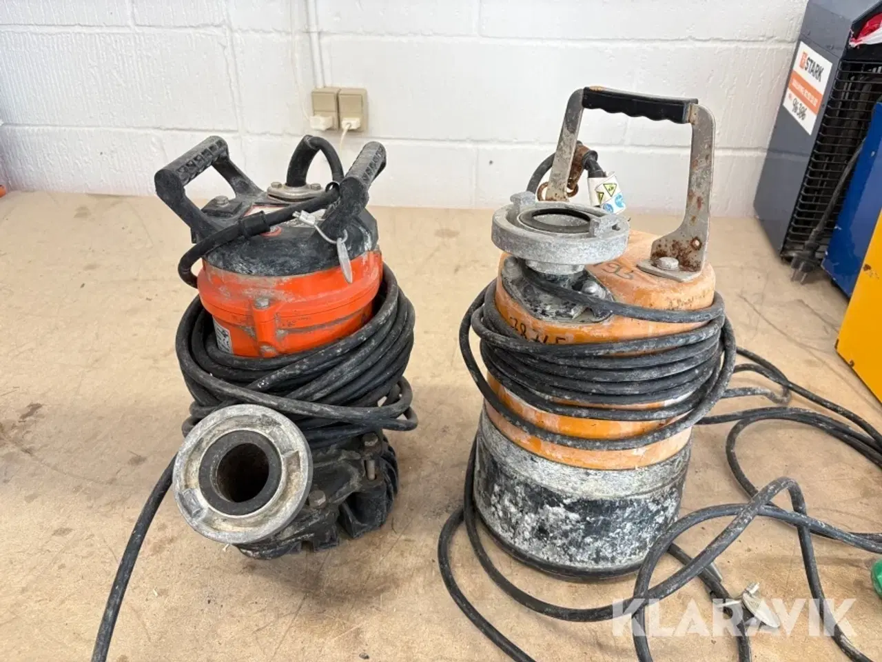 Billede 1 - Dykpumpe 2”  M/bundsug 230V 2styk Tsurumi,SPT